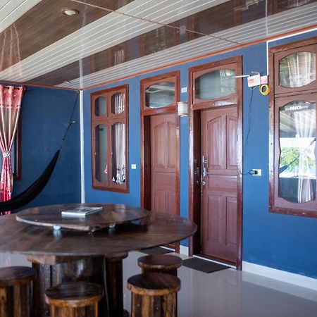 Yuni Surf House Apartment Lagudri Luaran gambar